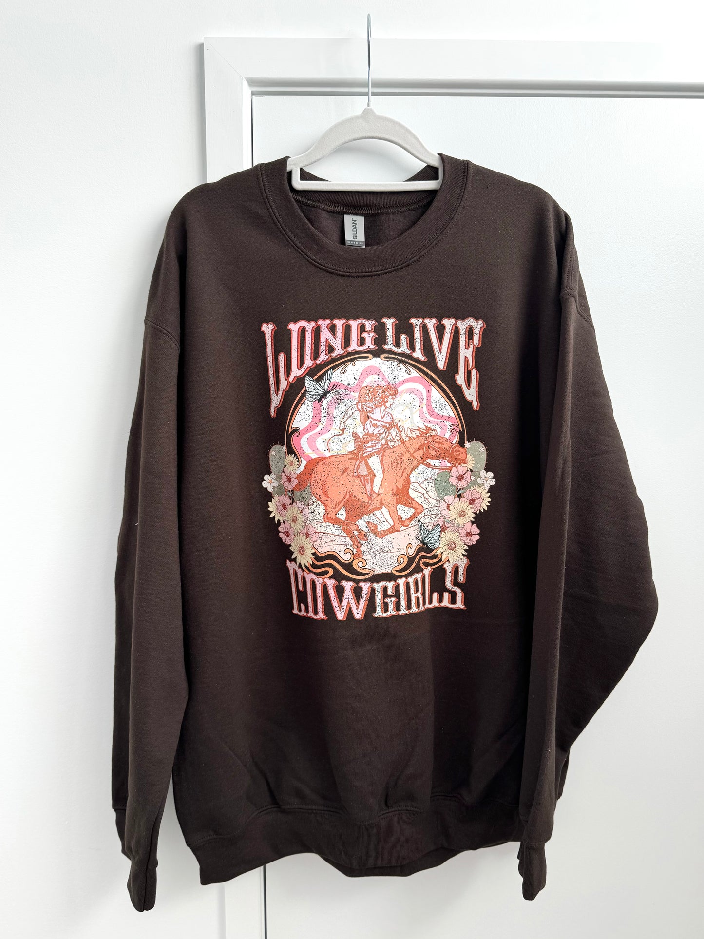 Long Sleeve Sweatshirt - LONG LIVE COWGIRLS
